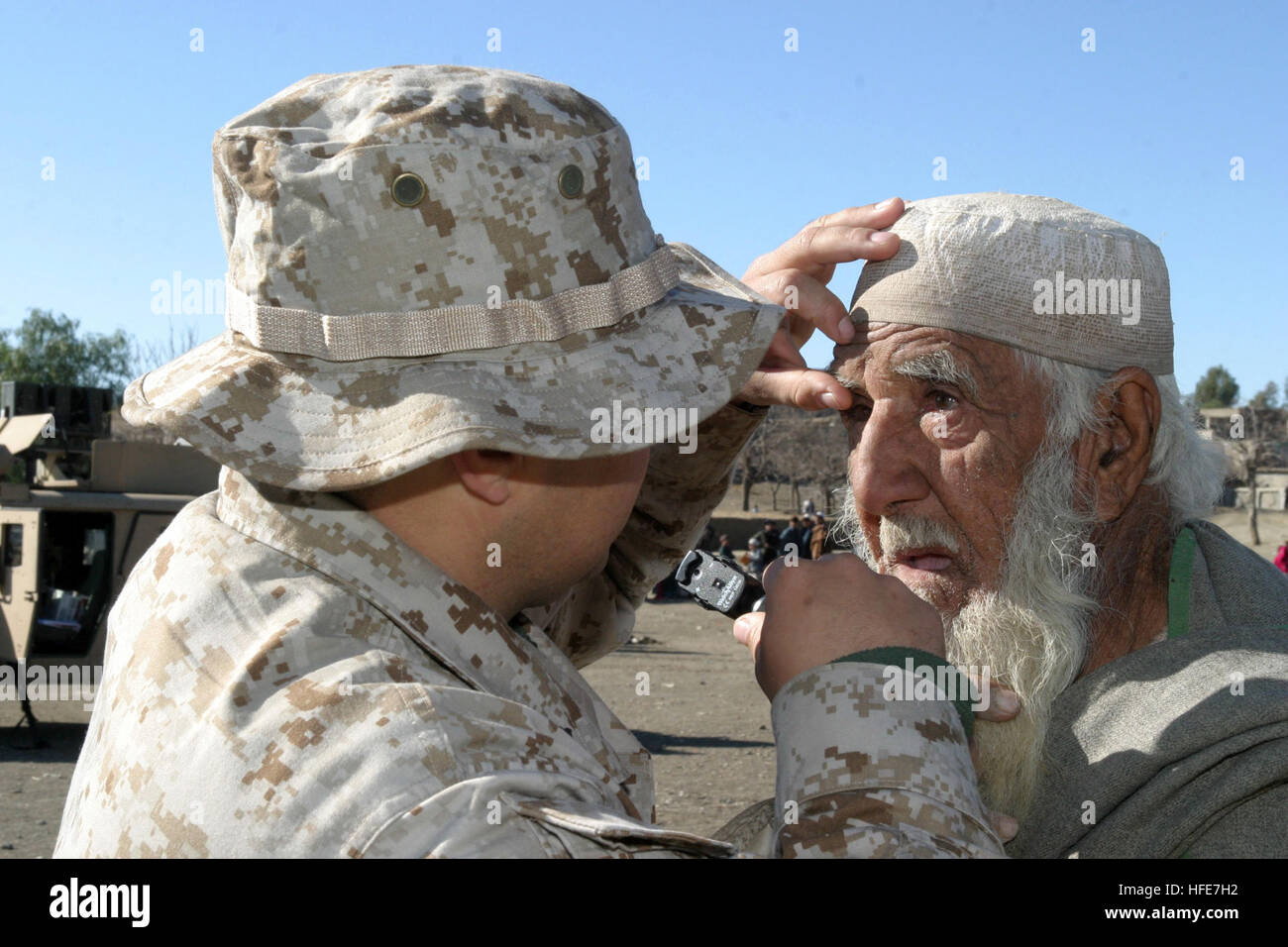 Medcap operation Fotos und Bildmaterial in hoher Auflösung Alamy