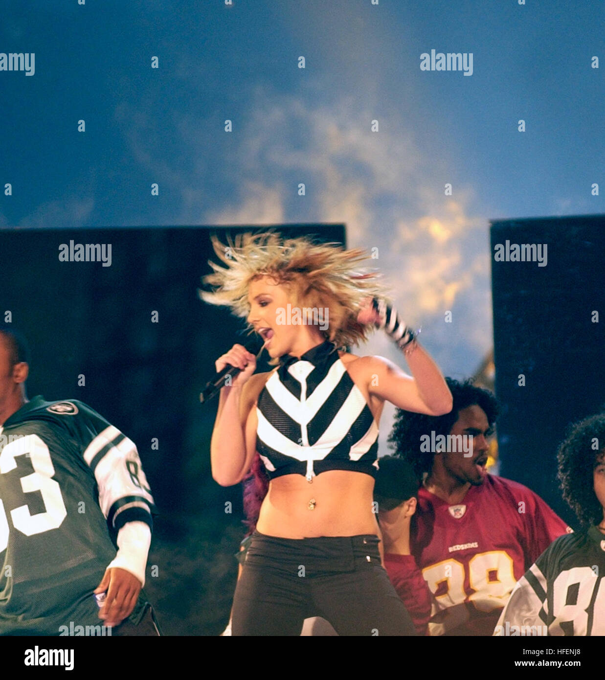 Operation Tribute to Freedom bot ein Konzert in der National Mall mit Auftritten von Künstlern wie Britney Spears, die bevorzugte Sitzplätze und Unterhaltung für Militärangehörige und deren Familien zu Ehren von US-Militärmitgliedern bot. Stockfoto