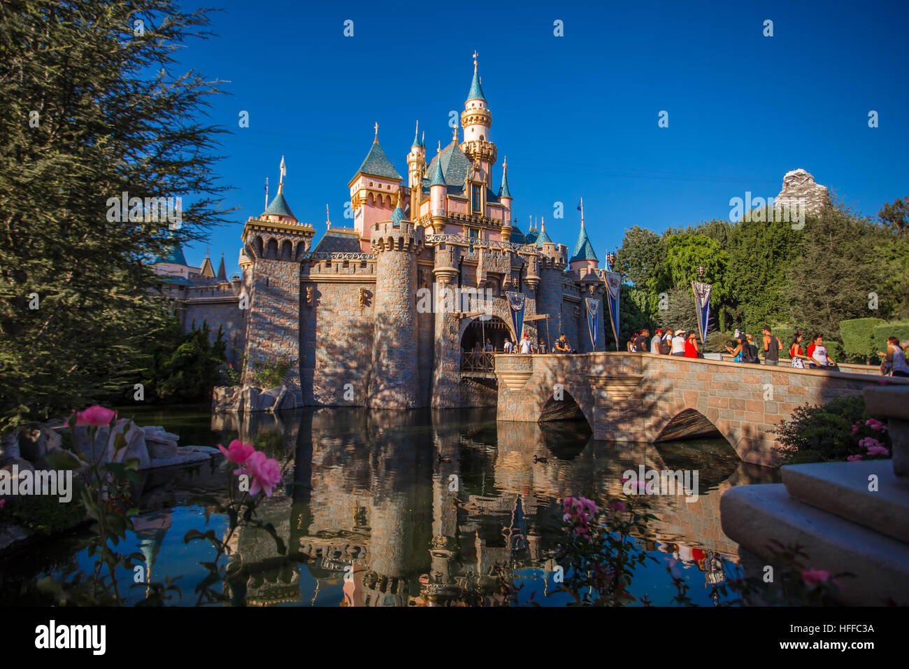 Disneyland-60. Feier, in diesem Jahr Disneyland sein 60. Jubiläum der feiert offen gewesen. Stockfoto