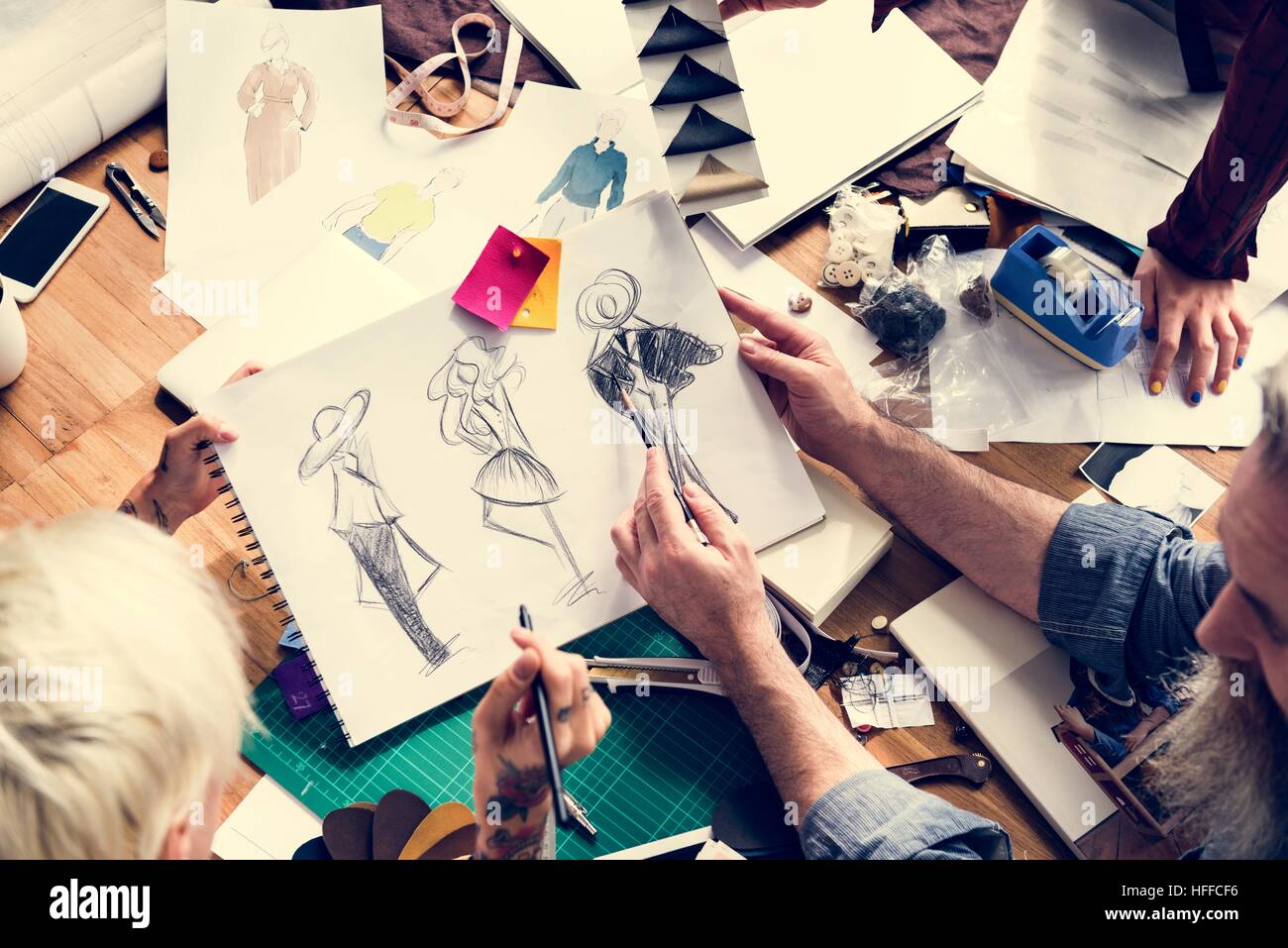 Mode Designer Skizze Zeichnung Kost m Konzept Stockfotografie Alamy