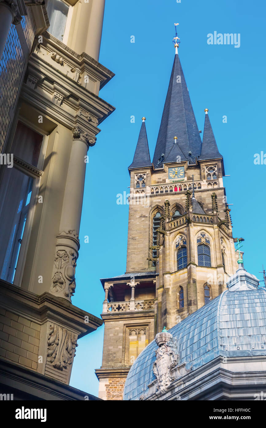 Kirchturm Von Der Aachener Dom In Aachen Deutschland Stockfoto