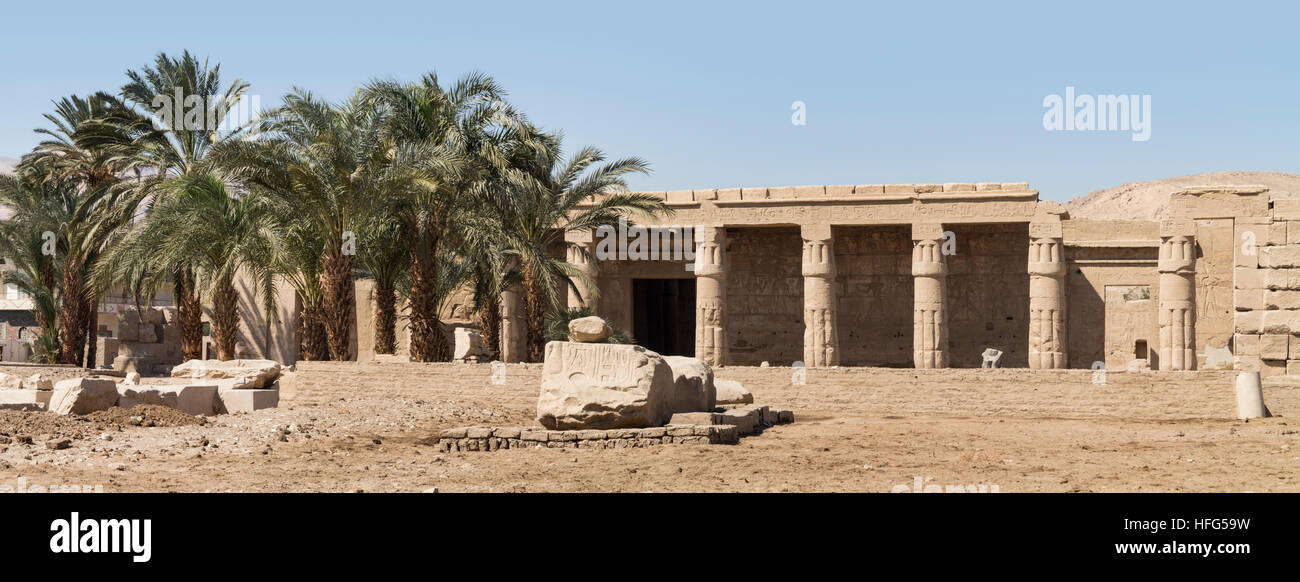 Portikus der Leichenhalle Tempel von Sethos I am Westufer des Nils in Luxor, Ägypten, Nordafrika Stockfoto