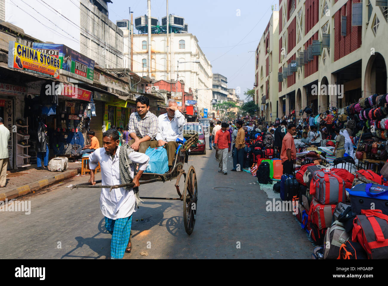 Kolkata (Calcutta, Kalkutta): Zog Rikscha, Neumarkt, West-Bengalen, Westbengalen, Indien Stockfoto