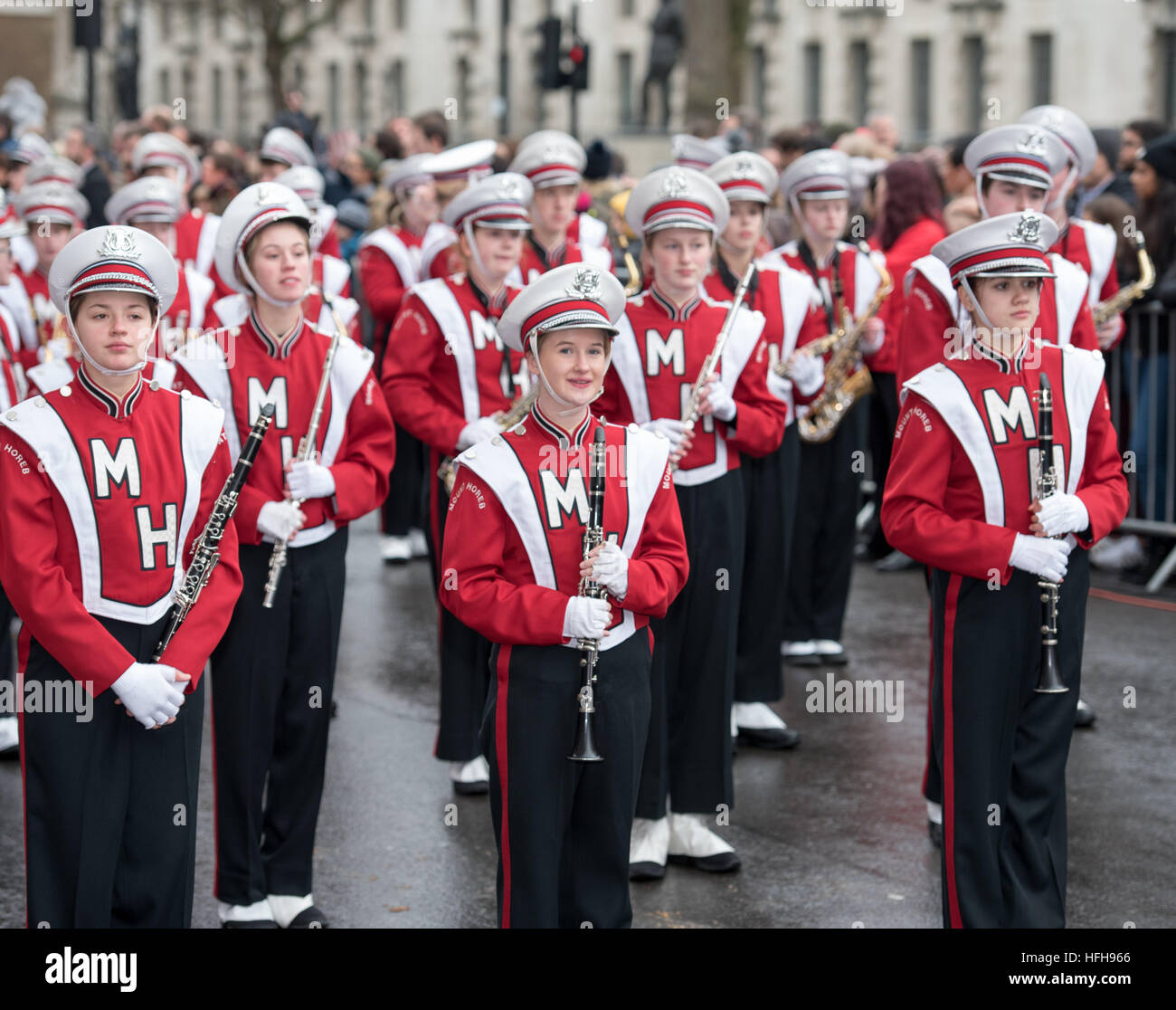 London, UK. 1. Januar 2017. Wikinger marschierendes Band aus Wisconsin USA, an der London Neujahr Parade © Ian Davidson/Alamy Live News Stockfoto