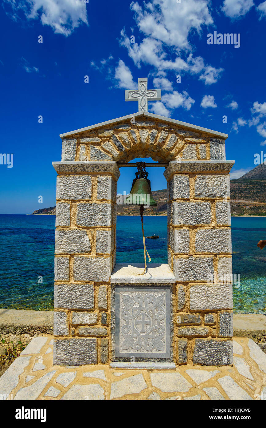 Glockenturm im Oitilo Village in Mani - Laconia - Griechenland Stockfoto