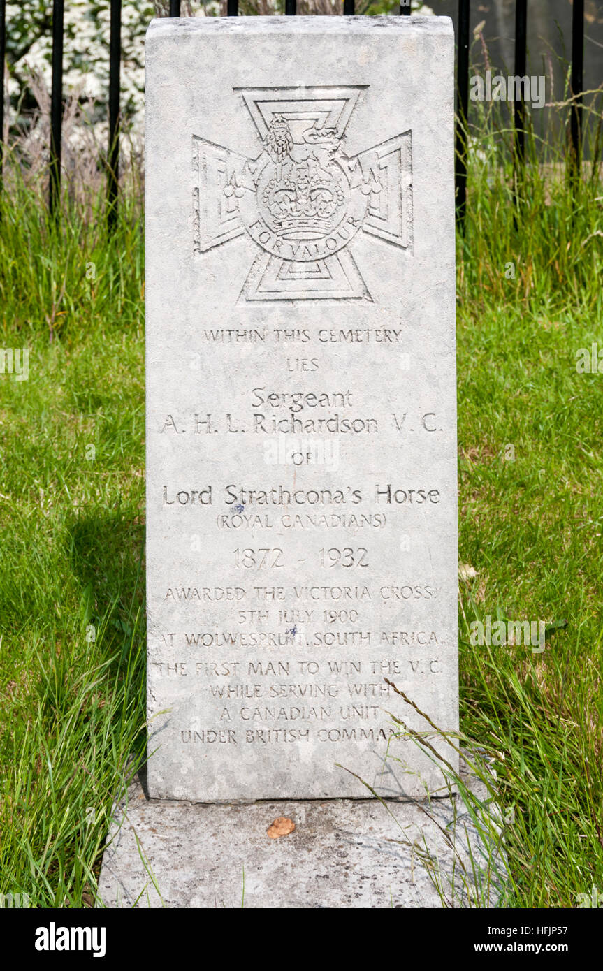 Denkmal für Sergeant A.H.L. Richardson VC, ausgezeichnet das Victoria-Kreuz für Tapferkeit in der Schlacht von Wolwespruit im Burenkrieg. Stockfoto