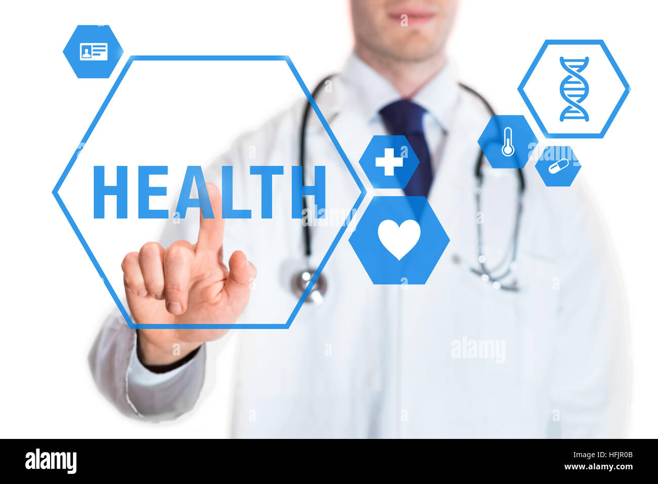 Healthcare Konzept mit Arzt Berühren einer Schaltfläche mit Gesundheit Text und Symbole auf der virtuellen Schnittstelle auf weißem Hintergrund Stockfoto