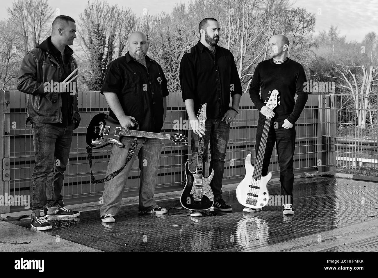 Rock Band "je dunkler meinen Horizont" 2017 Line-up: L-R Kuba Miernik, Paul Stead, Mark Stephenson, Max Notaro Stockfoto