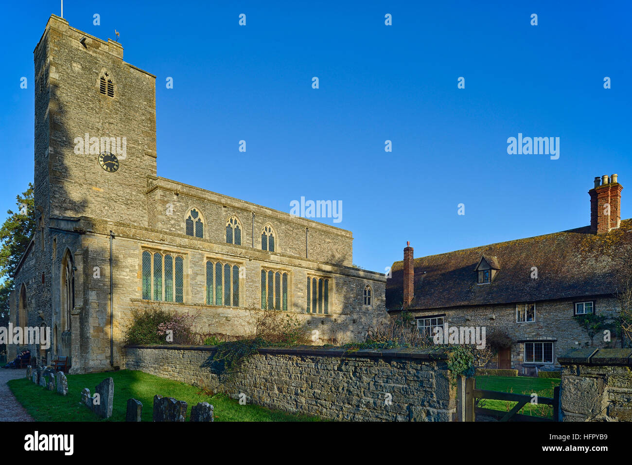 Priorat Bauernhaus & Priorat St. Marienkirche, Deerhurst, Tewkesbury, Gloucestershire Stockfoto