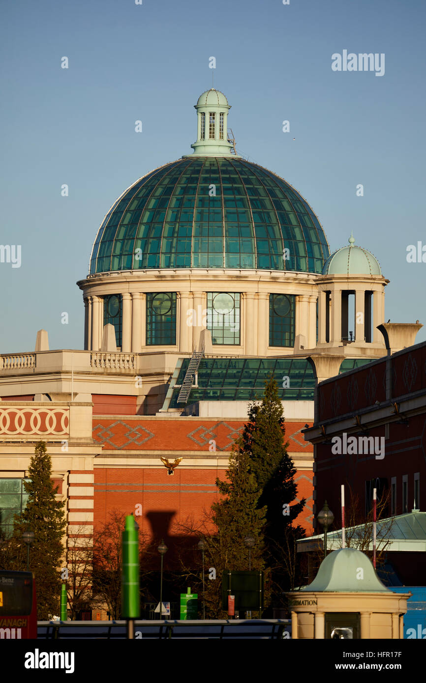 Trafford Centre Einkaufszentrum Komplex Intu Marke dome Kaufhaus Geschäfte Shopper Shop Einzelhandel Bezirk Händler Einzelhandel Händler Stockfoto