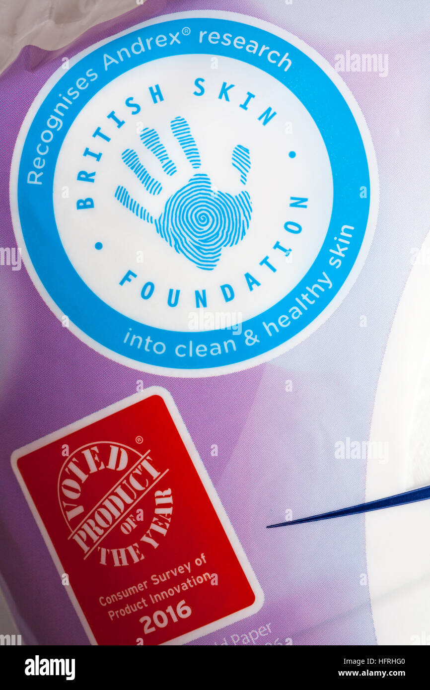British Skin Foundation würdigt Andrex Forschung in Clean & Healthy Haut auf Andrex Toilettenrollen zum Produkt des Jahres gewählt - VEREINIGTES KÖNIGREICH Stockfoto