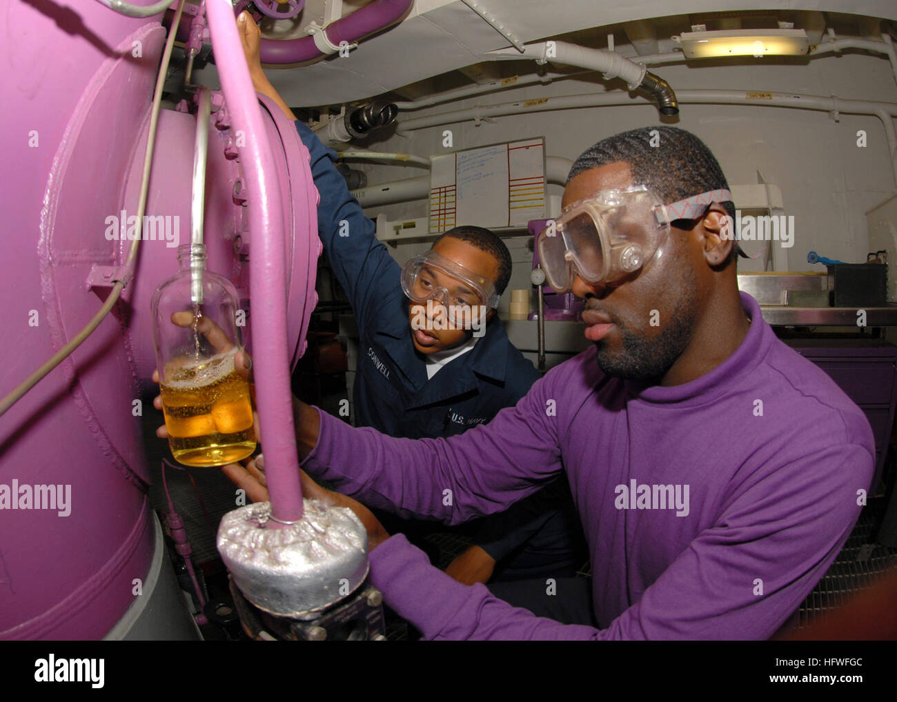 Jp 5 jet fuel Fotos und Bildmaterial in hoher Auflösung Alamy