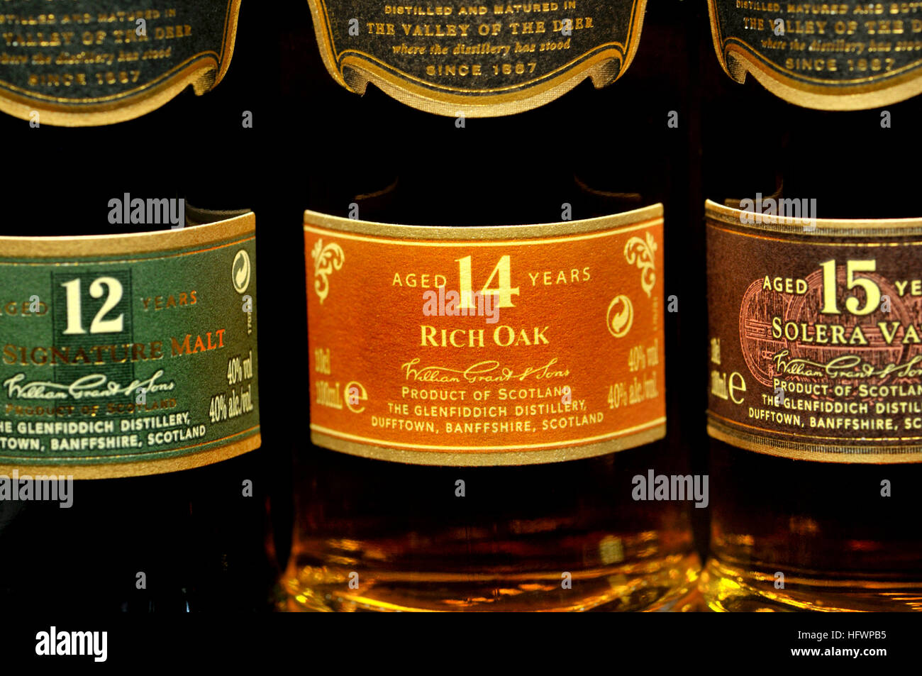 Whisky-Flaschen - (Glenfiddich) 12, 14 und 15 Jahre alt Stockfoto