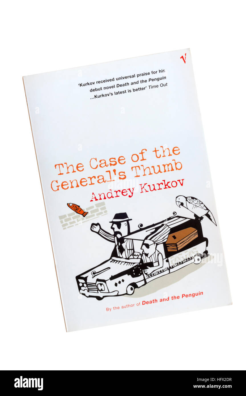 Seit 2009 erscheint eine englische Taschenbuchausgabe von The Case of des Generals Daumen durch Andrey Kurkov. Stockfoto