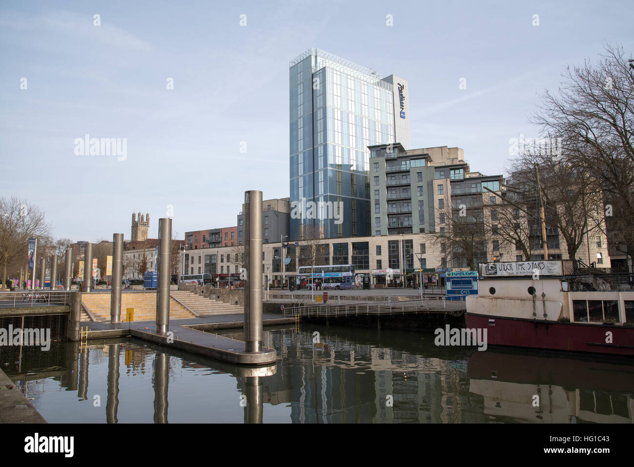 Das Radisson Blu Hotel am breiten Kai an der Uferpromenade in Bristol England UK Stockfoto