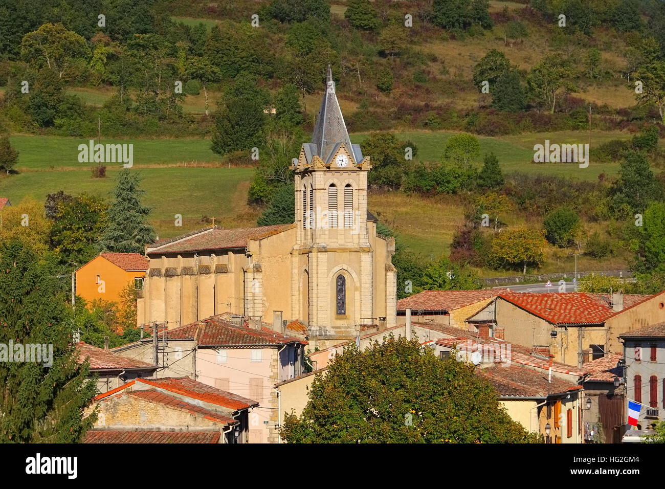 Kirche Puivert Im Süden Frankreichs - Kirche Puivert in Südfrankreich Stockfoto