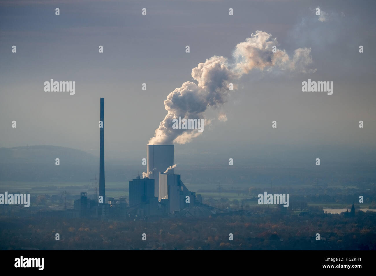Luftaufnahme, STEAG Walsum Kraftwerk, Kohlekraftwerk, fossile Energie, Turm, Rauch, Duisburg, Ruhr Aeria Kühlung, Stockfoto