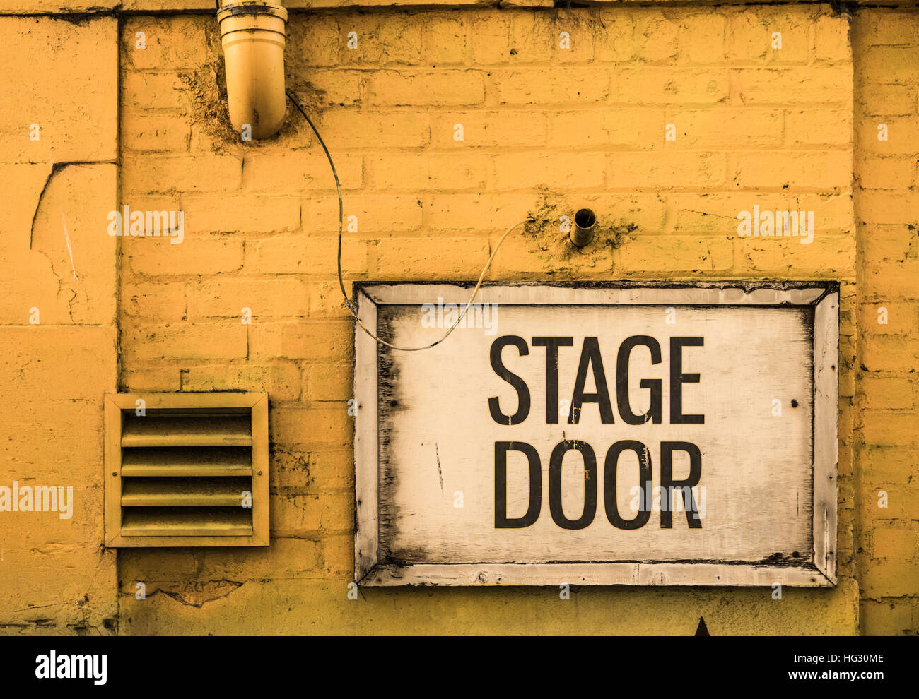 Grunge Stage Door Schild ein Theater Stockfoto