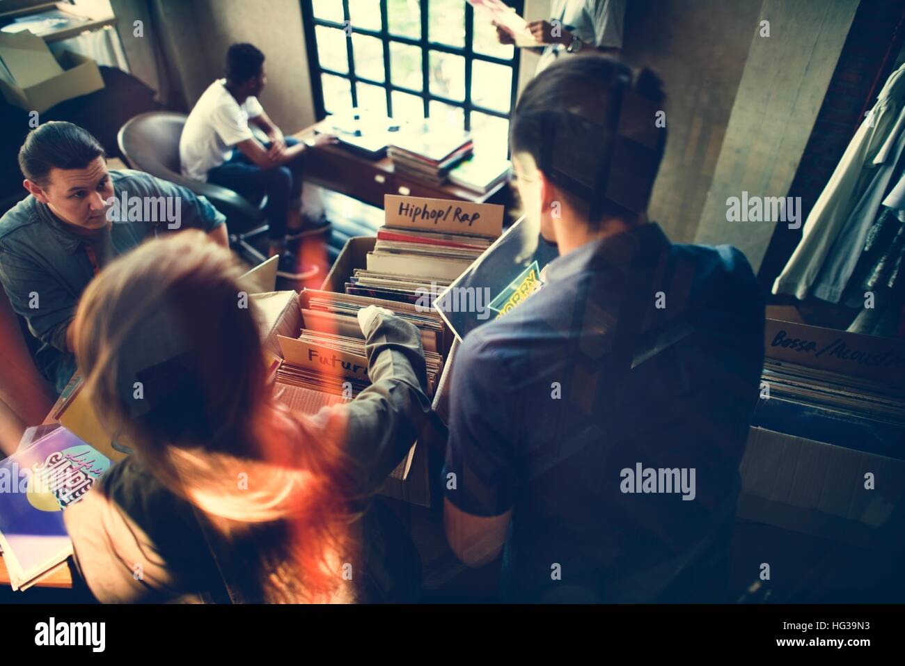 Vinyl Record Store Musik einkaufen Oldschool Klassiker Konzept Stockfoto