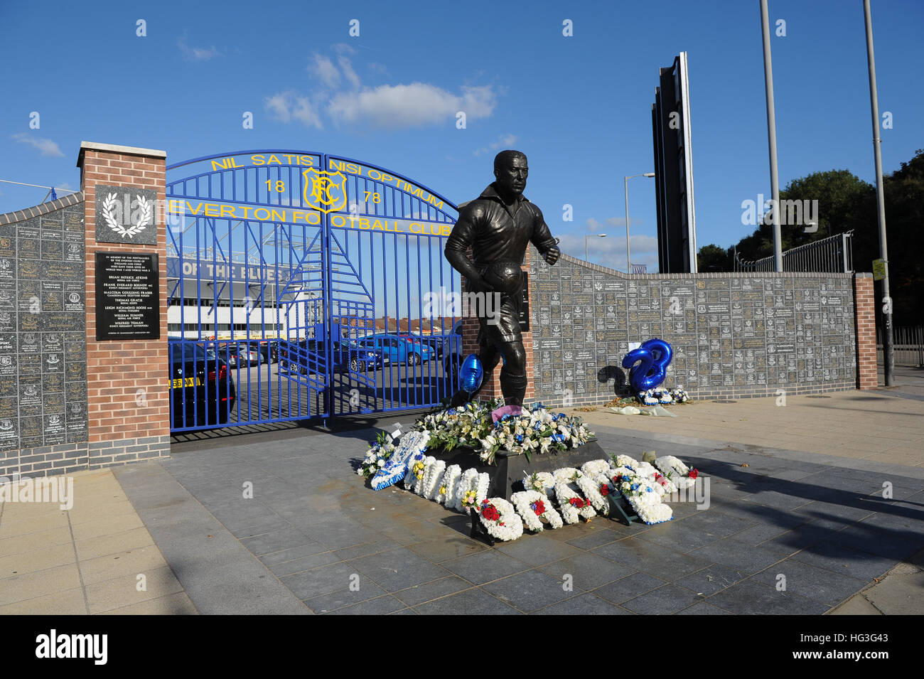 Statue von William Ralph Dixie Dean außerhalb Everton Football club Stockfoto
