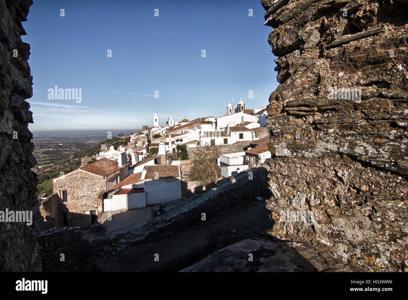 Blick auf Monsaraz Stadt von der Burg. Europa, Portugal, Alentejo, Monsaraz Stockfoto