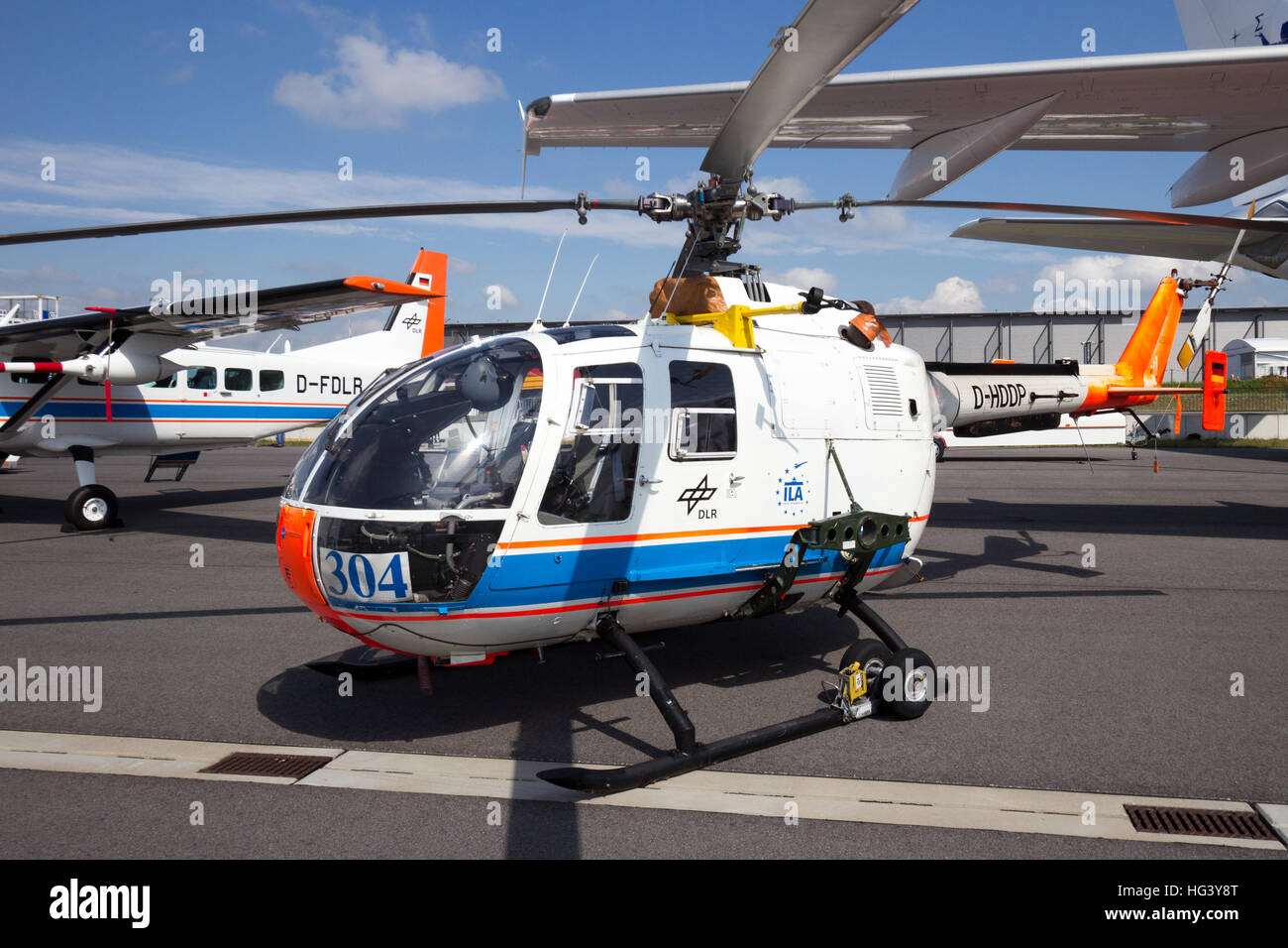 BO105 Hubschrauber vom Deutschen Zentrum für Luft- und Raumfahrt (DLR). Stockfoto