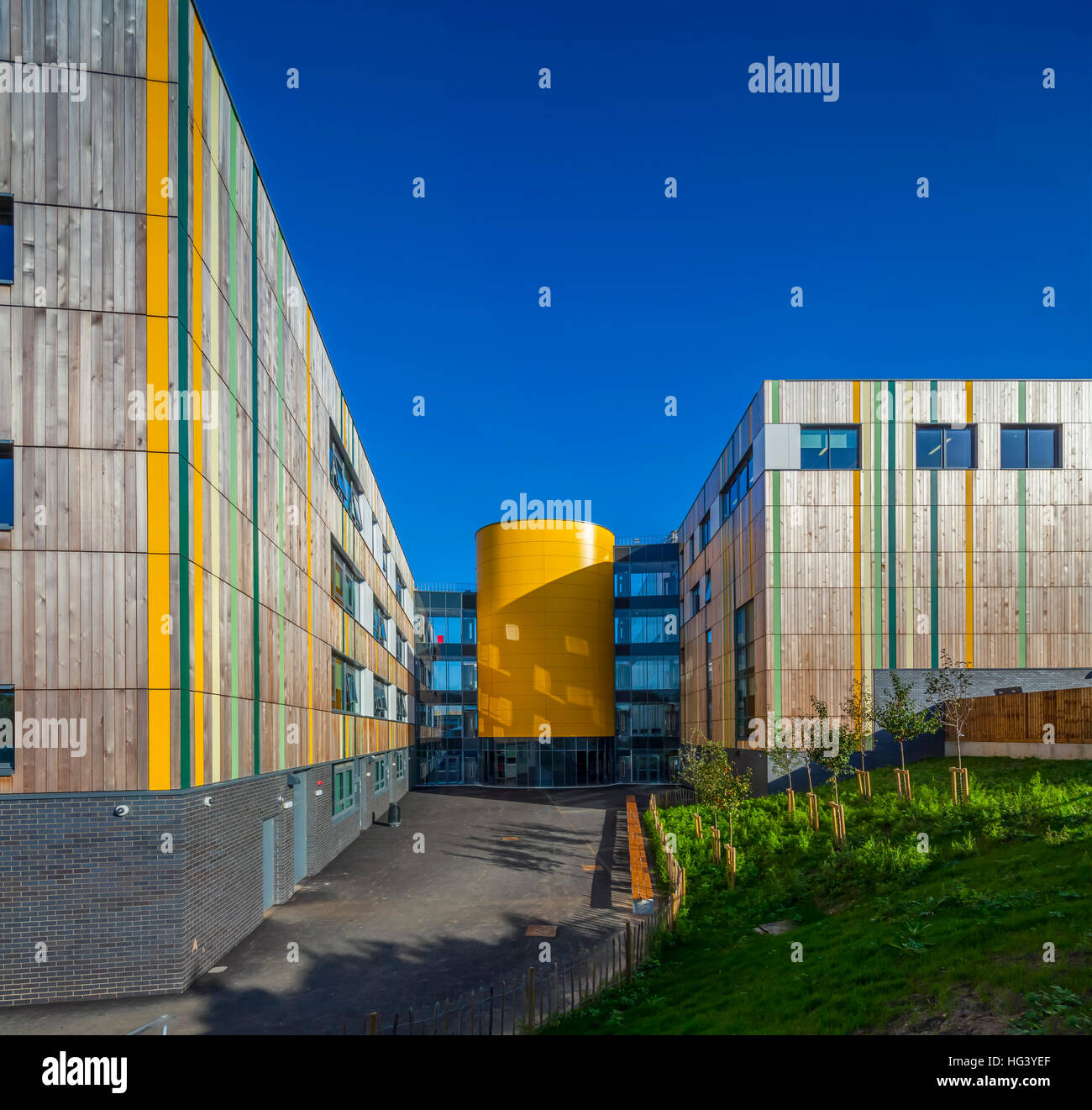 Crest-Akademie, Brent, London, UK. Zwei Schulen, ein Mädchen und einen Jungen Akademie mit freigegebenen Post 16 Anlagen. Stockfoto
