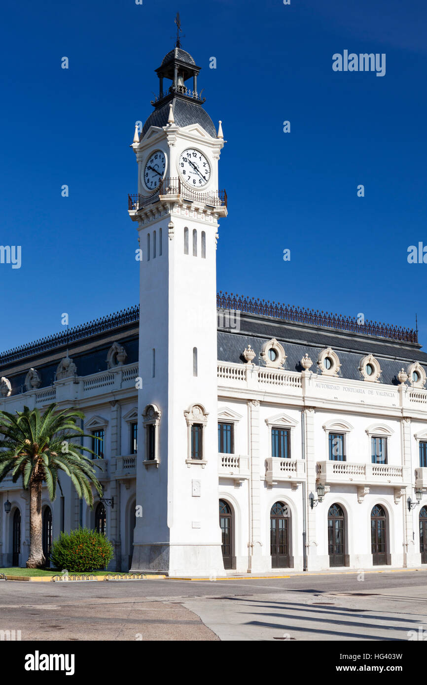 Die historischen Glockenturm der alten maritime Station im Hafen von Valencia, Spanien. Stockfoto