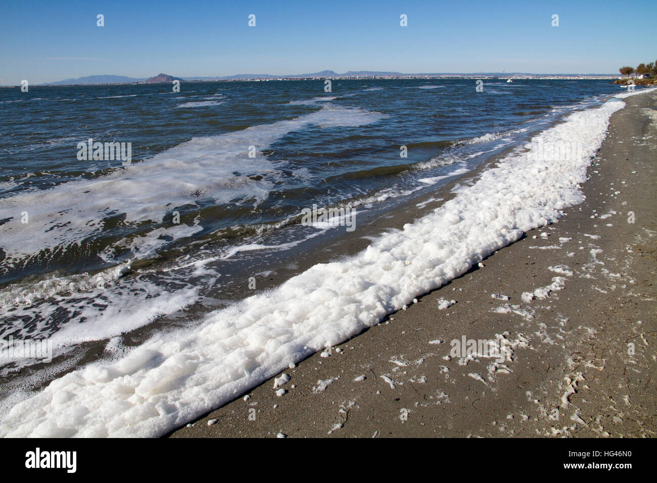 Verschmutzung des Meeres, Mar Menor, Murcia, Spanien Stockfoto