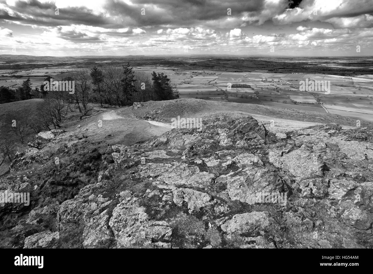 Blick über den Shropshire-Ebenen aus der Wrekin Hill antiken Hügel Fort, Grafschaft Shropshire, England, UK Stockfoto