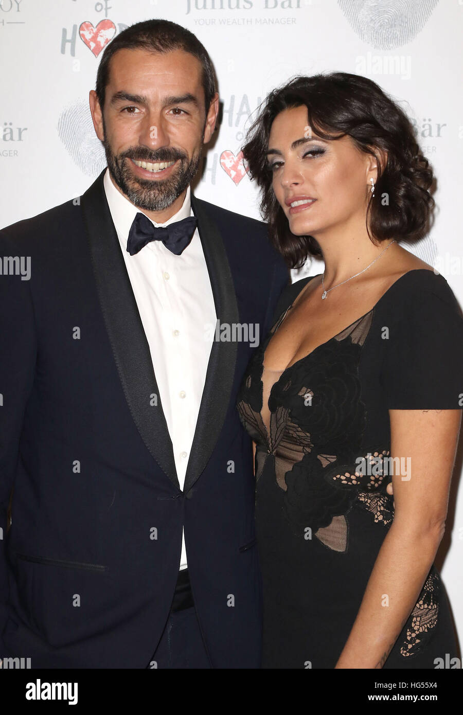17. November 2016 - Robert Pires an der Kette der Hope Gala Ball 2016 im Grosvenor House Hotel in London, England, UK Stockfoto