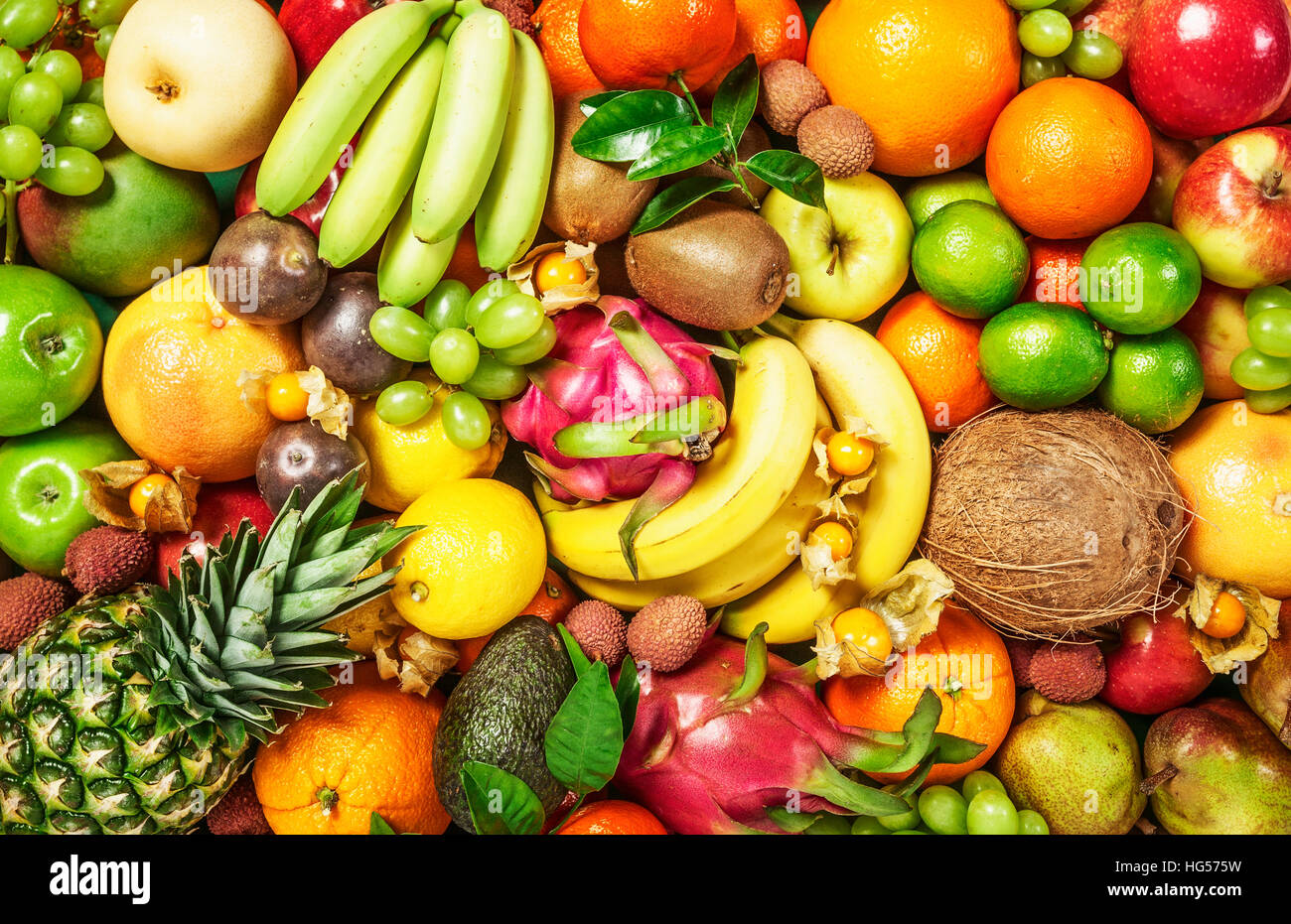 Frisches Obst Hintergrund als gesunde Ernährung und Diät-Konzept, Winter-Sortiment, Ansicht von oben Stockfoto