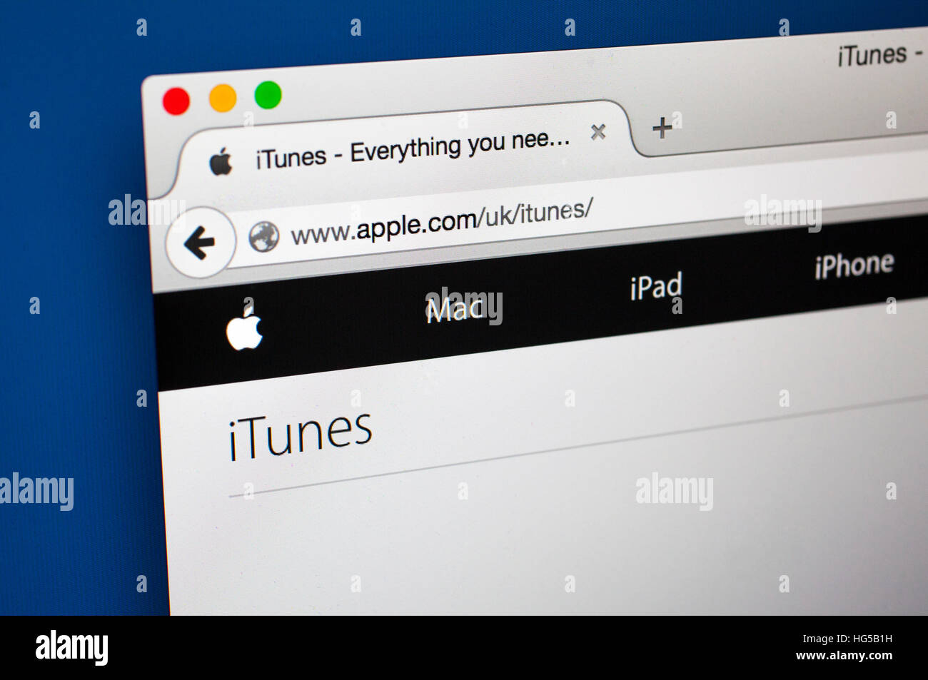 LONDON, UK - 20. Oktober 2015: Th Ehomepage von der offiziellen Website von Apple iTunes auf 20. Oktober 2015. Stockfoto