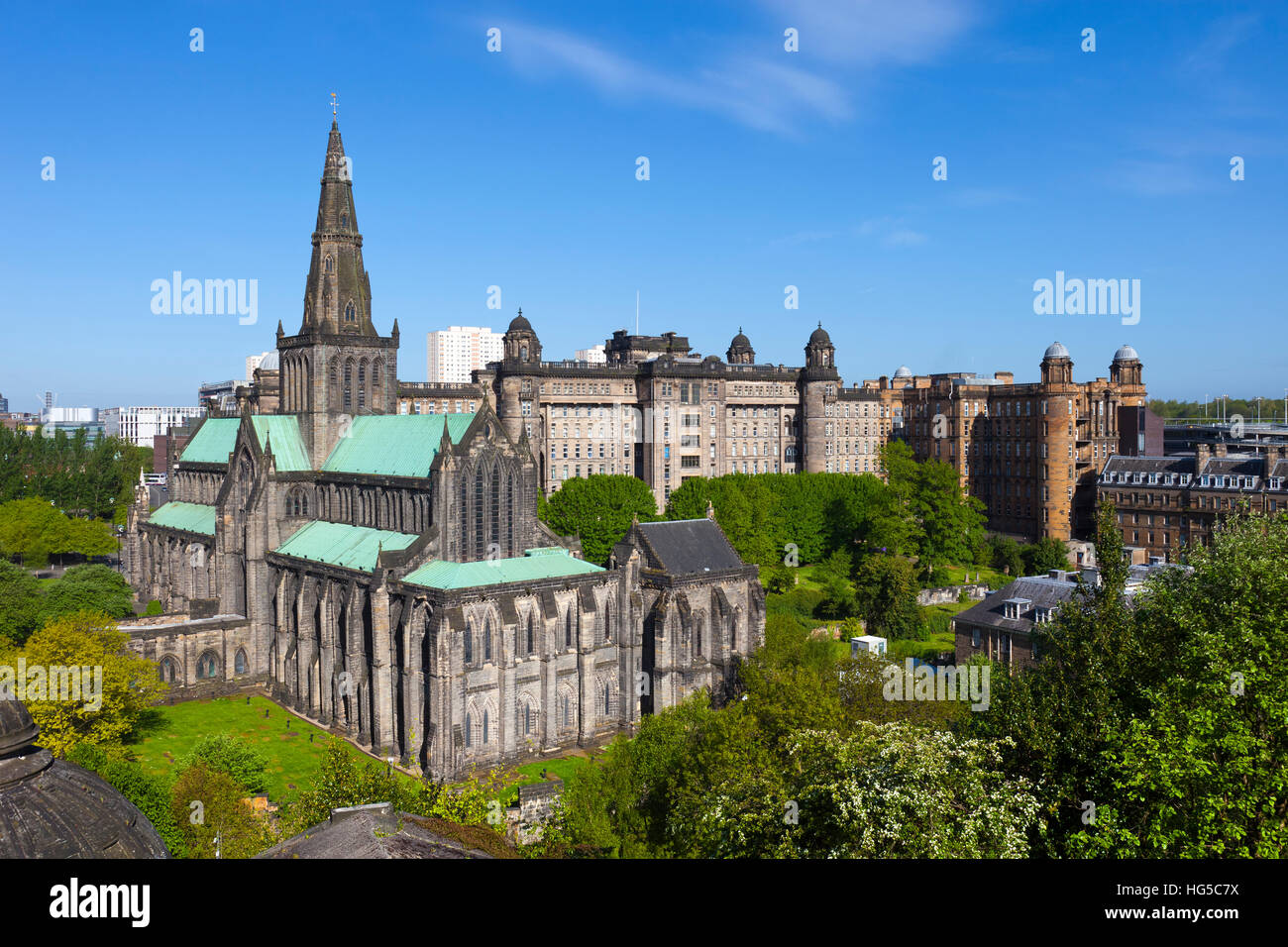Kathedrale von Glasgow und Royal Infirmary, Glasgow, Schottland, Vereinigtes Königreich Stockfoto