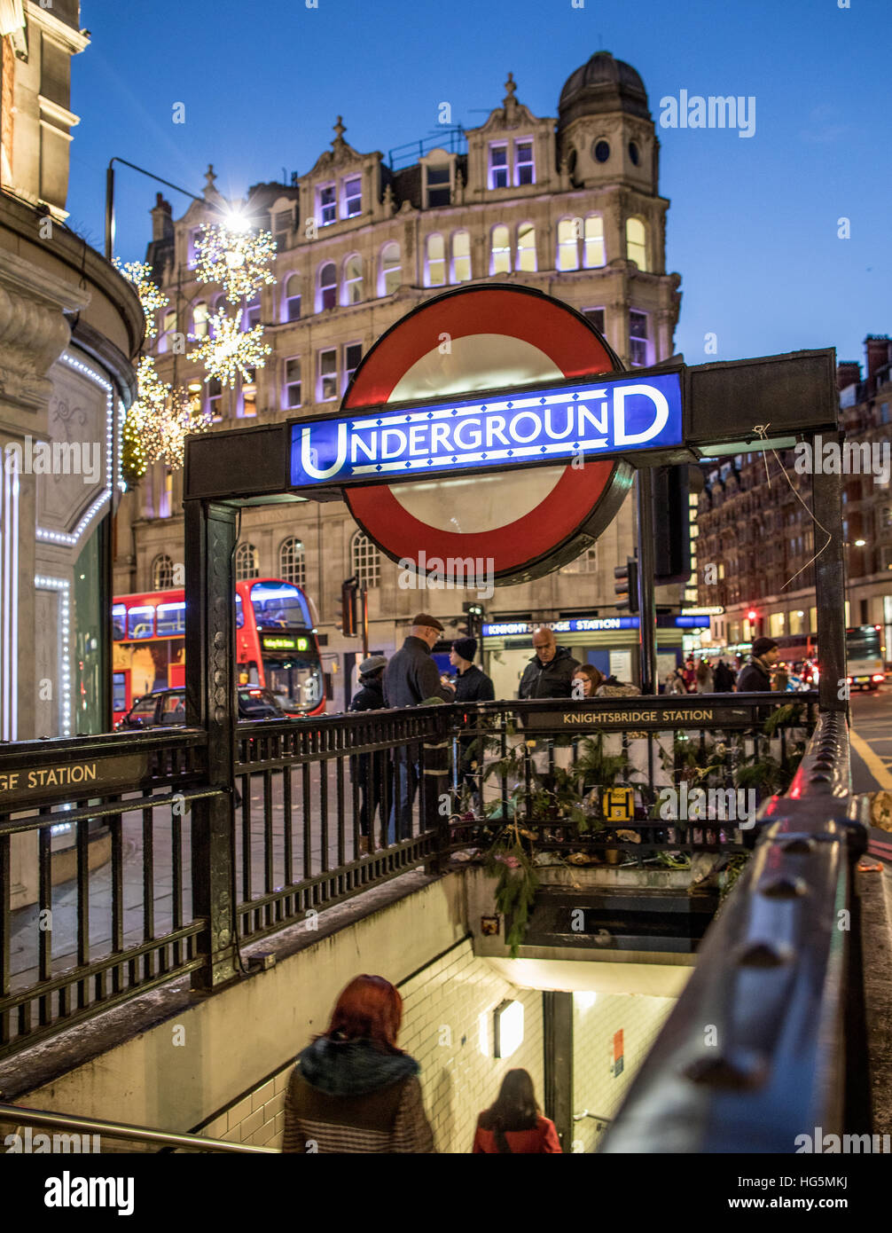 Knightsbridge u-Bahnstation London UK Stockfoto