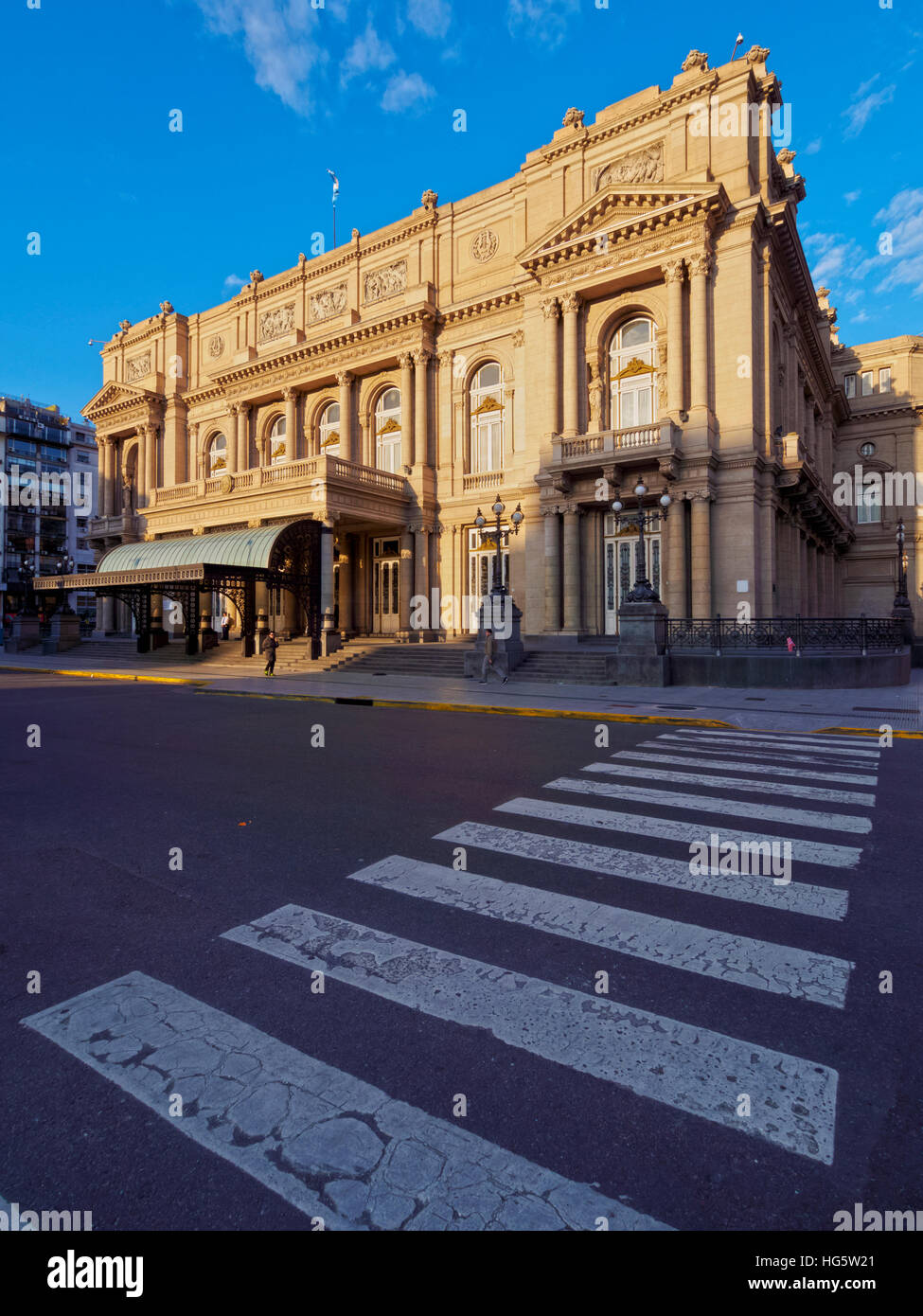Argentinien, Buenos Aires Provinz, Stadt Buenos Aires, Ansicht des Teatro Colon. Stockfoto