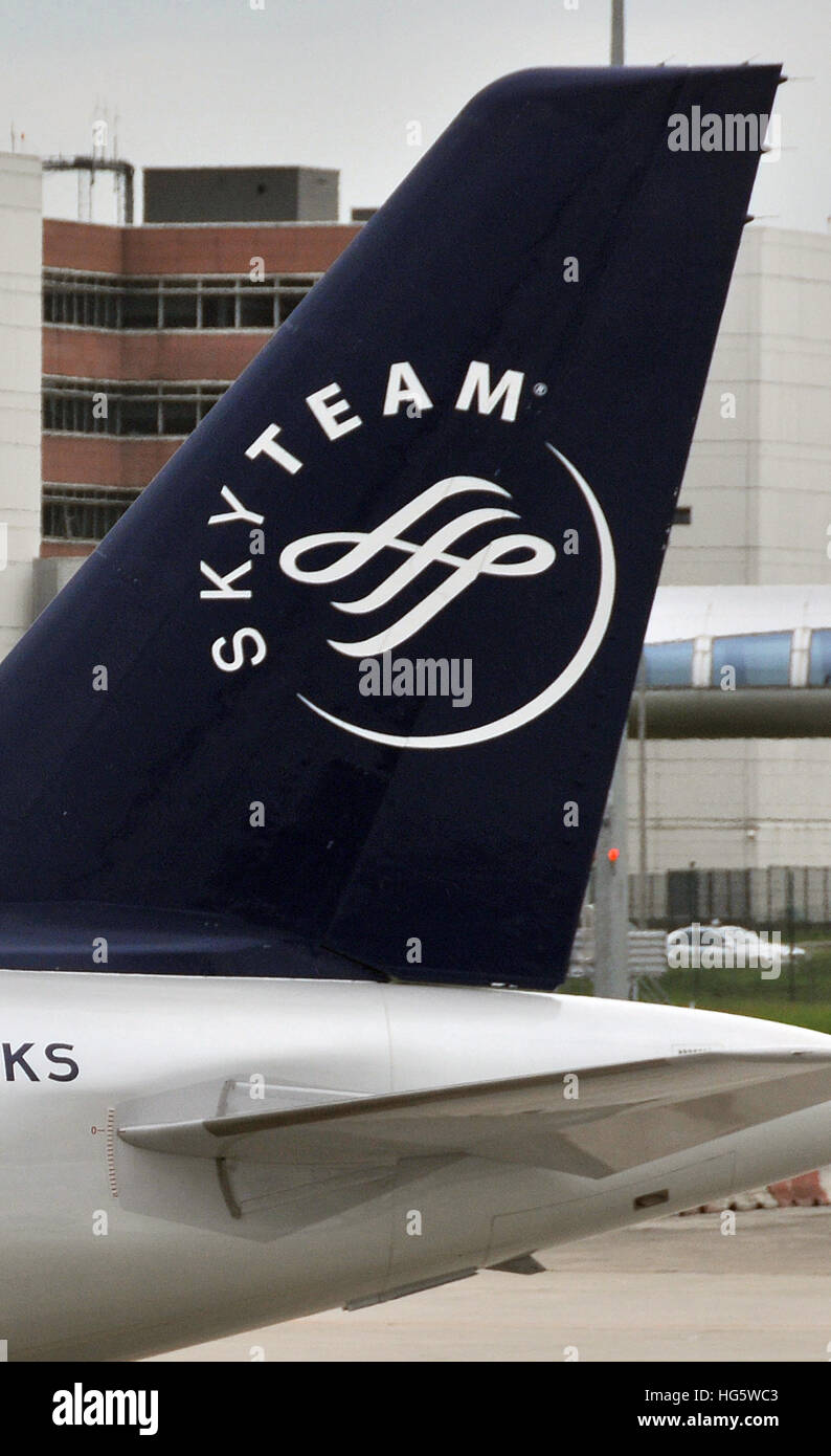 Sky Team Flugzeug Flughafen Roissy Charles de Gaulle Flughafen Paris Frankreich Stockfoto