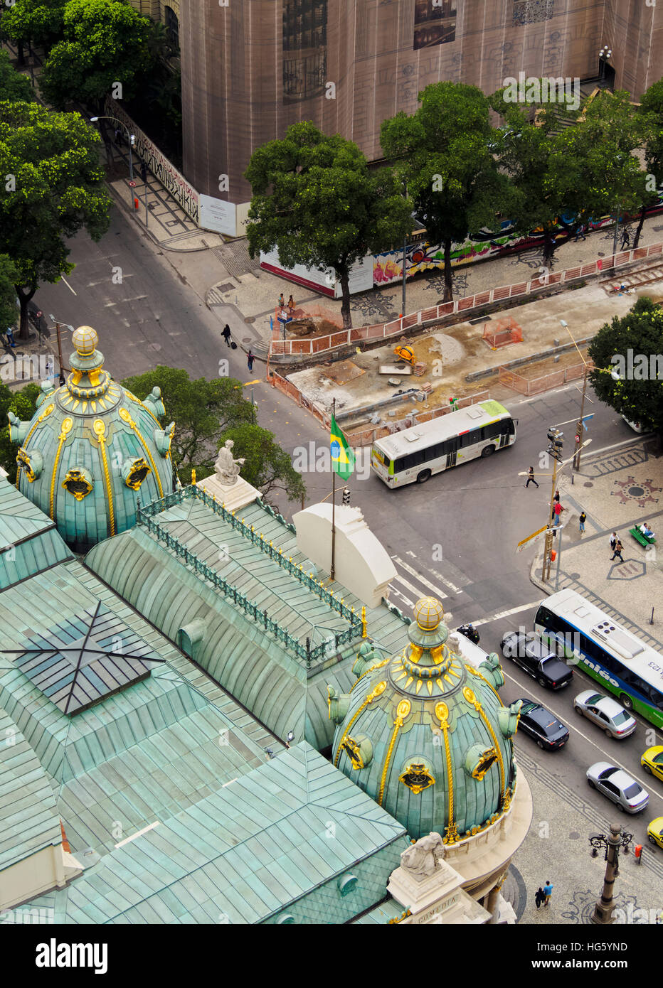 Brasilien, Stadt von Rio De Janeiro, erhöhten Blick auf das Theatro Municipal. Stockfoto