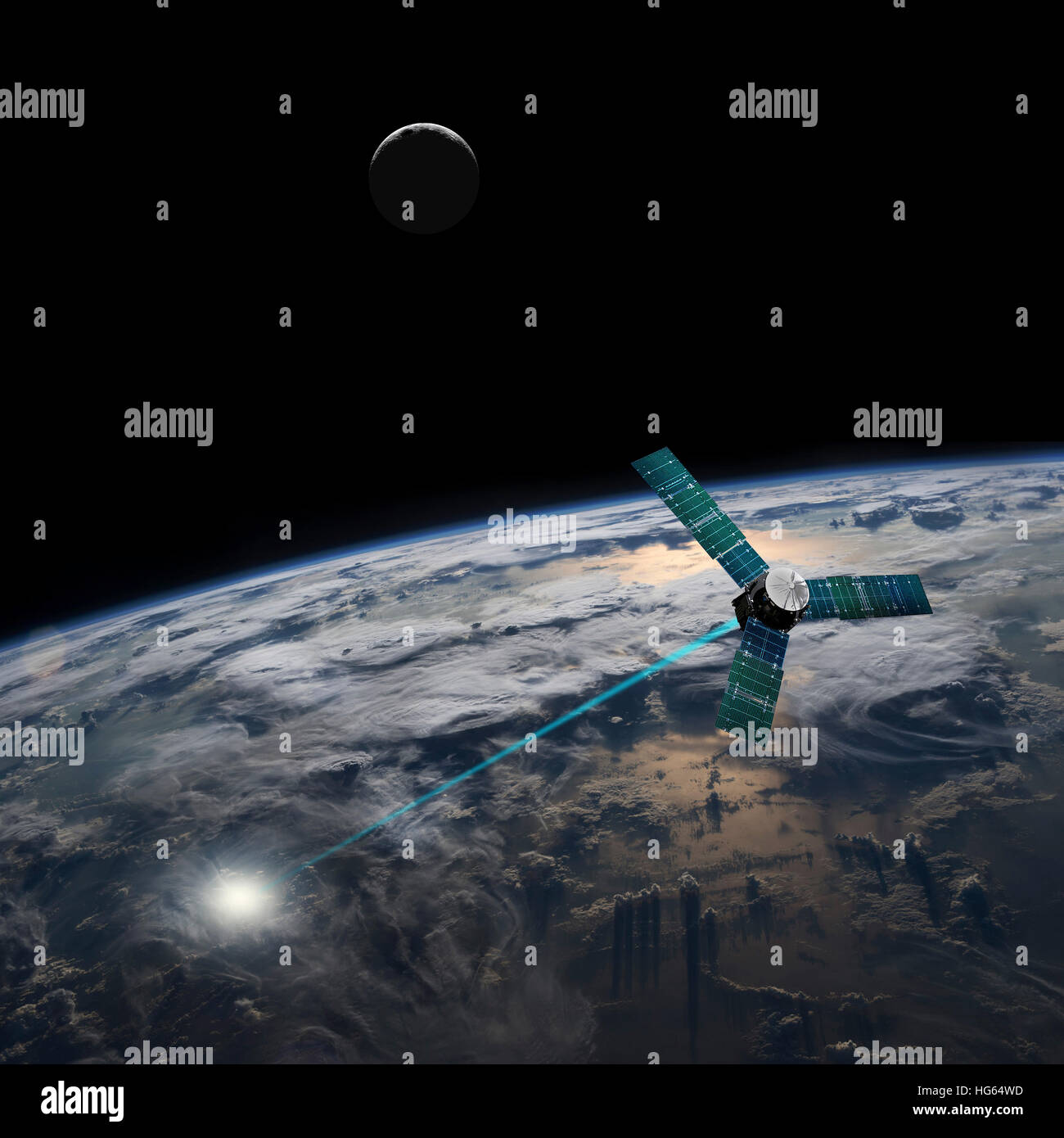 Ein Satellit eine Energiewaffe auf ein Ziel auf der Erde auslösen. Stockfoto