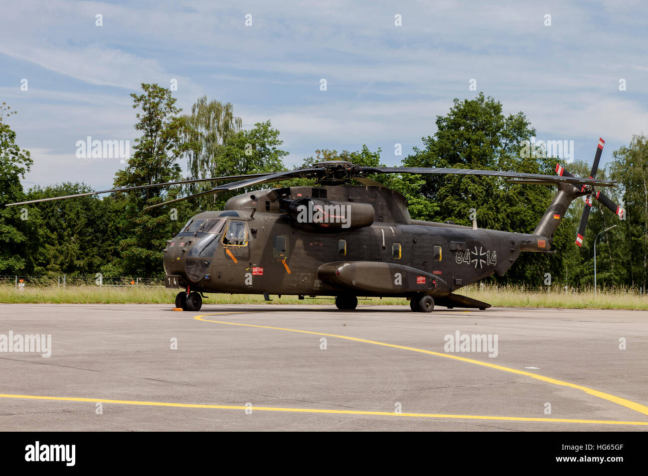 Ein Hubschrauber der deutschen Luftwaffe CH-53GE. Stockfoto
