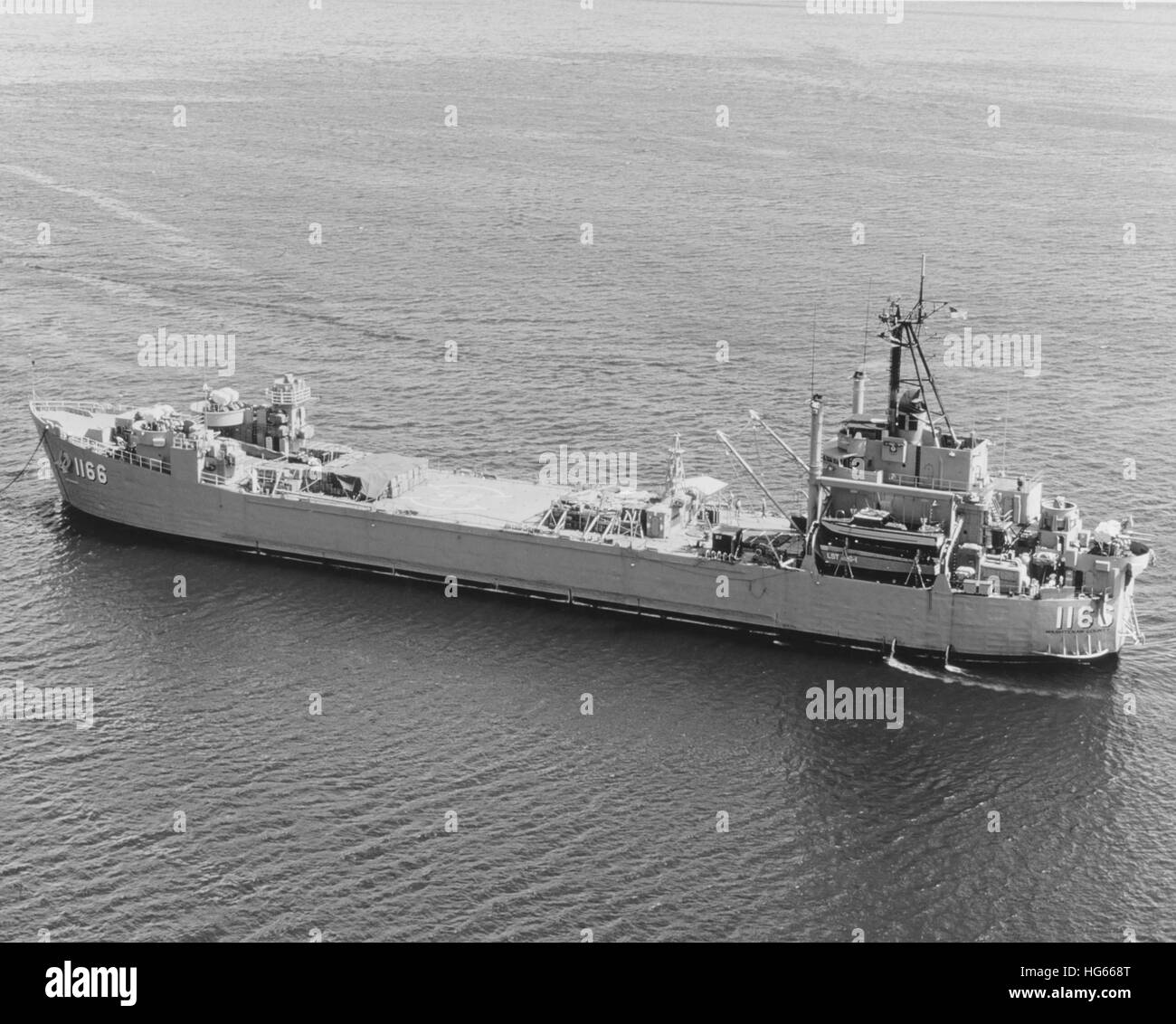 USS Washtenaw County vertäut in Subic Bay, Philippinen. Stockfoto