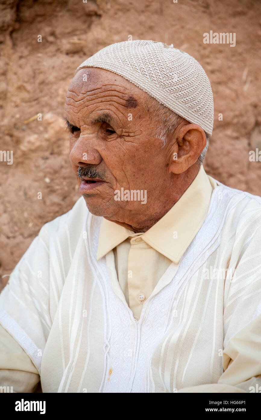 Elkhorbat, Marokko.  Man ältere Amazigh Berber. Stockfoto