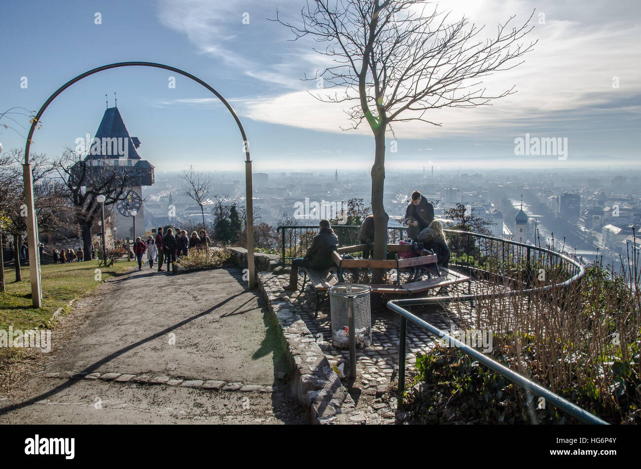 Grazer Schlossberg Schlossberg heute ein öffentlicher Park genießt einen herrlichen Blick über die Stadt. Stockfoto