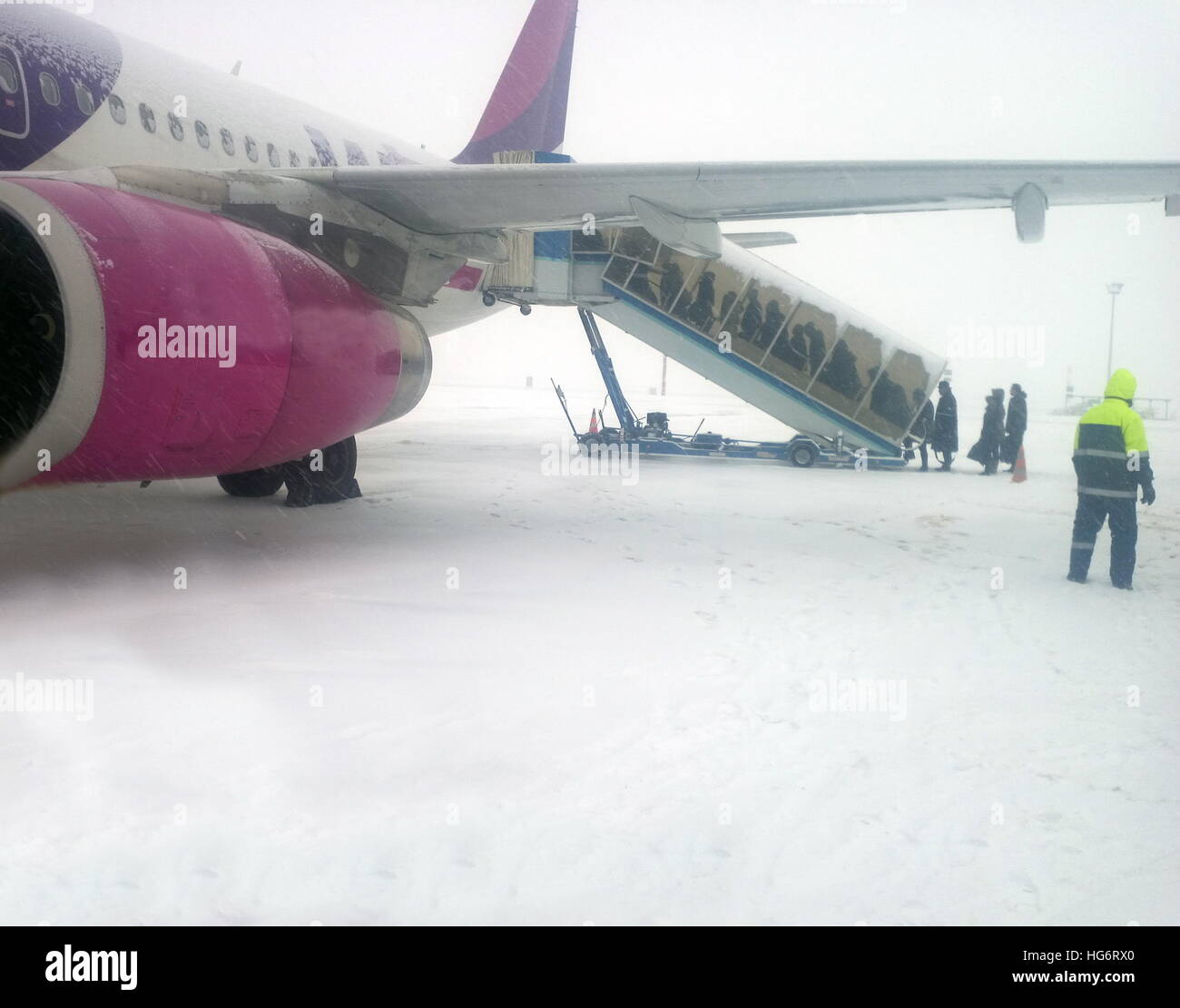 Flughafen im Schneesturm Stockfoto