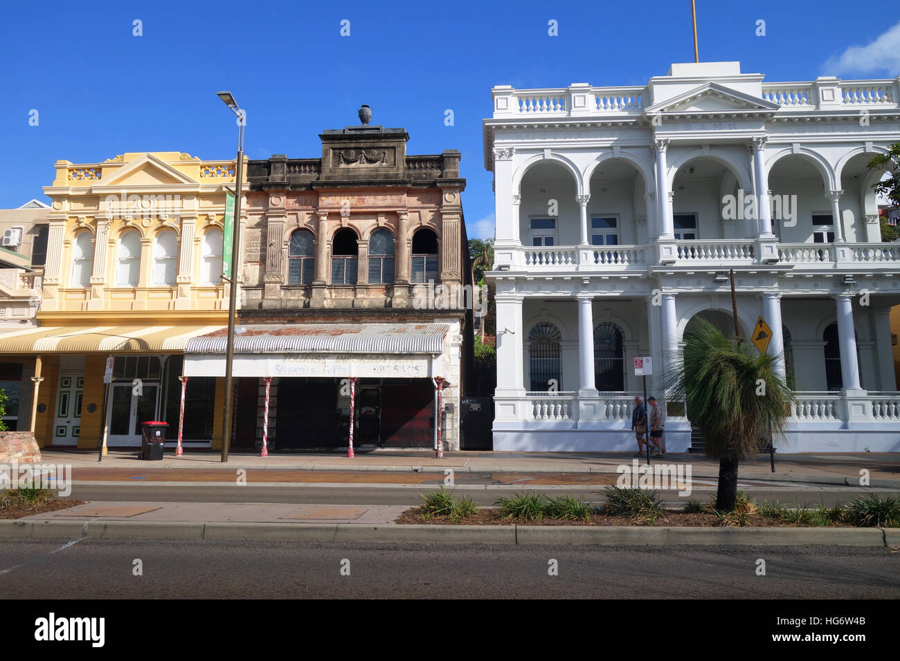 Historischen, traditionellen Gebäude entlang Flinders Street, Townsville, Queensland, Australien. Weder Herr PR Stockfoto
