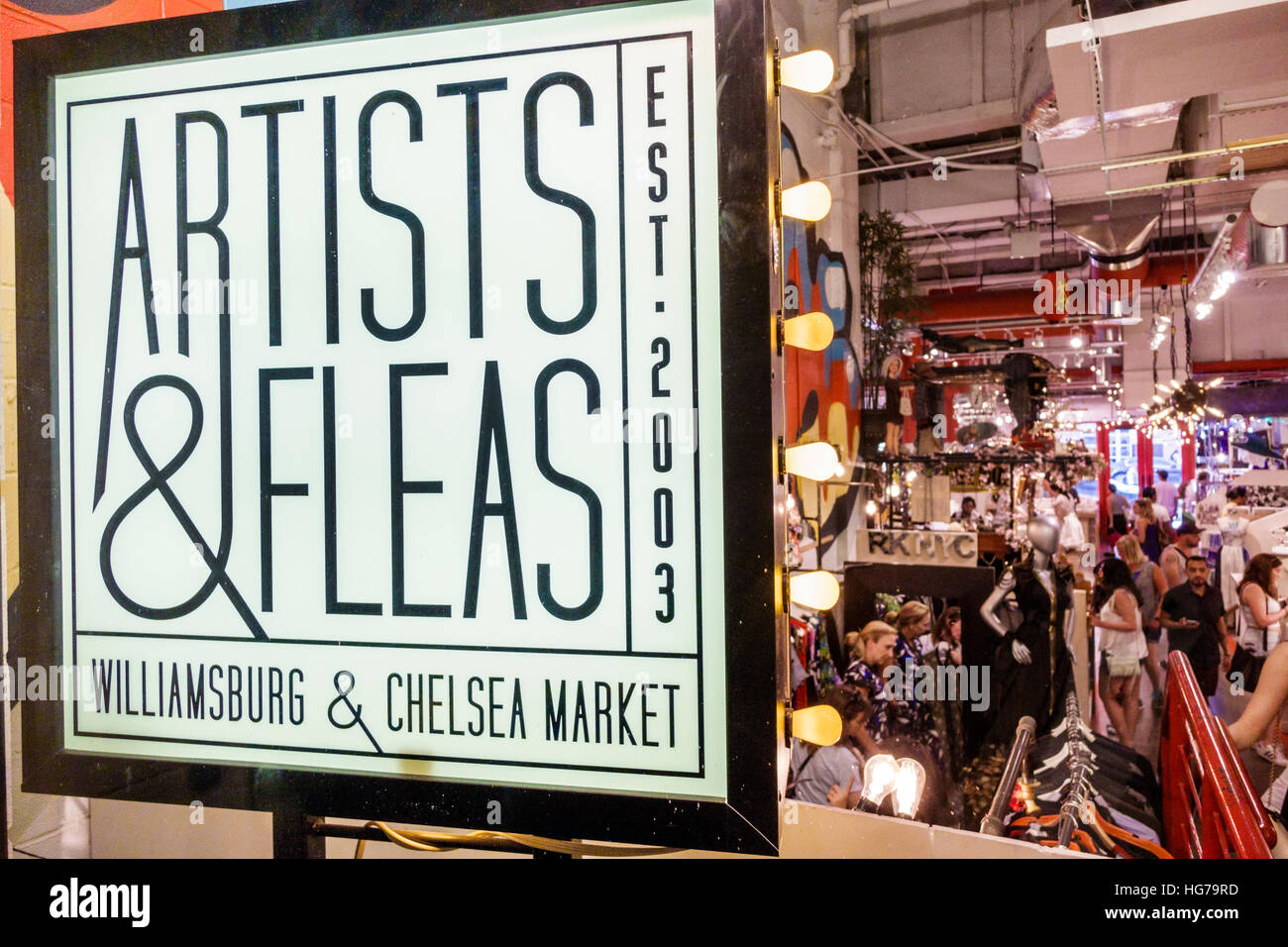 New York City, NY NYC Manhattan, Chelsea, Chelsea Market, Verkaufsstände, Schild, Künstler & Flöhe, Shopping Shopper Shopper shoppen shoppen shoppen shoppen Märkte Märkte Marktplac Stockfoto