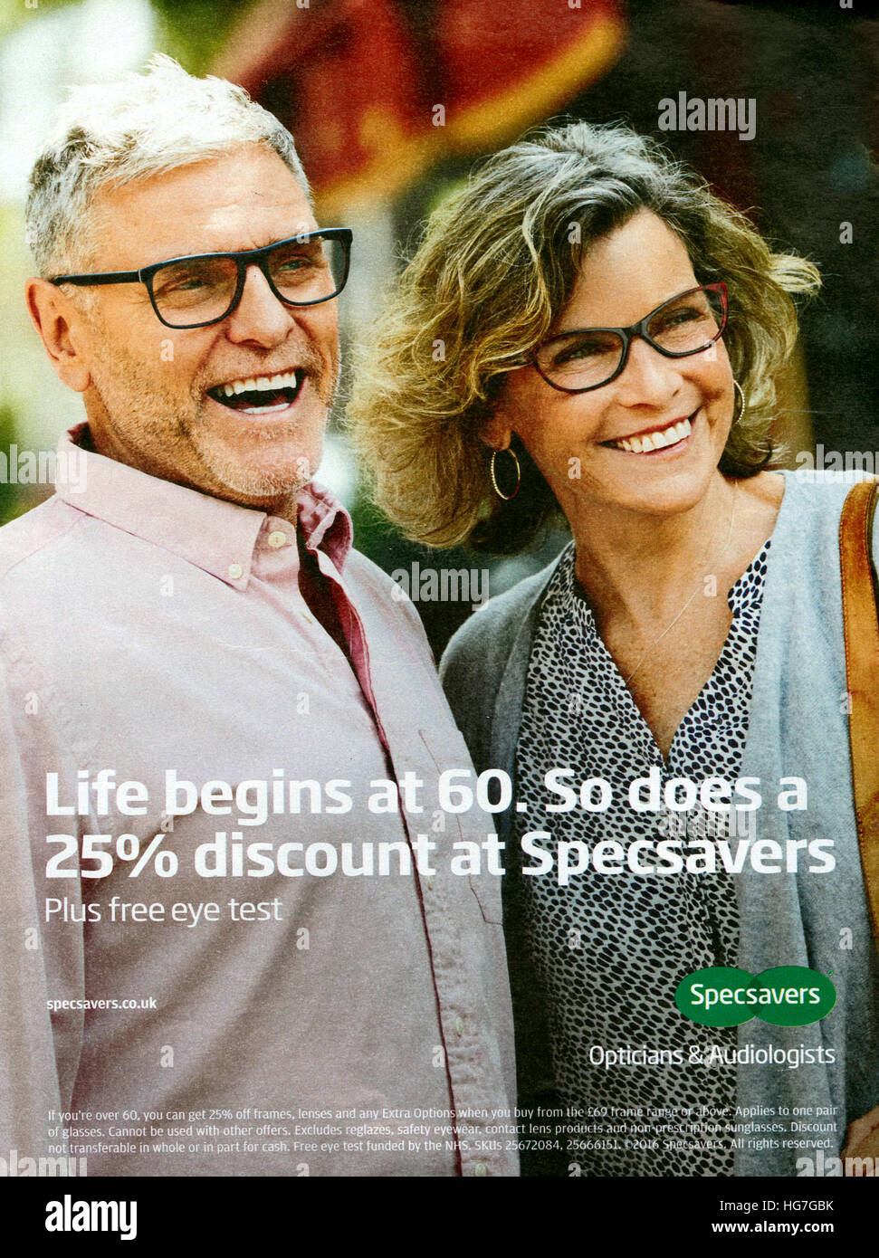 2010er Jahre UK Specsavers Magazin Anzeige Stockfoto