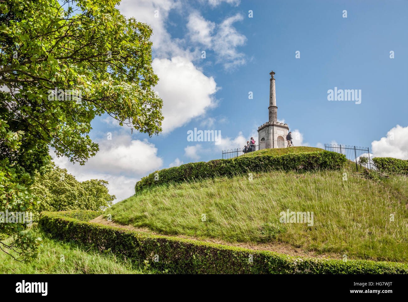 Obelisk am Dane John Hügel in Canterbury, Kent, England Stockfoto