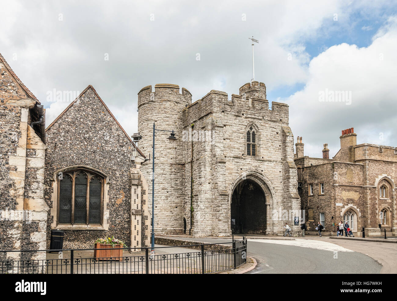 Das Westgate, ein mittelalterliches Torhaus in Canterbury, Kent, England Stockfoto