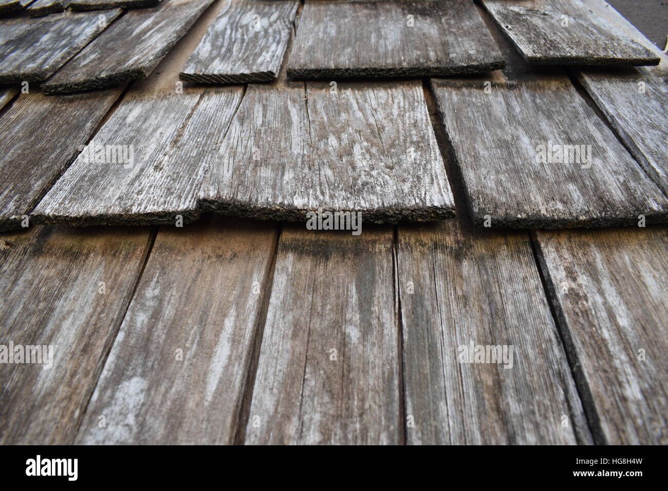 Wooden roofing tiles Stockfotos und bilder Kaufen Alamy